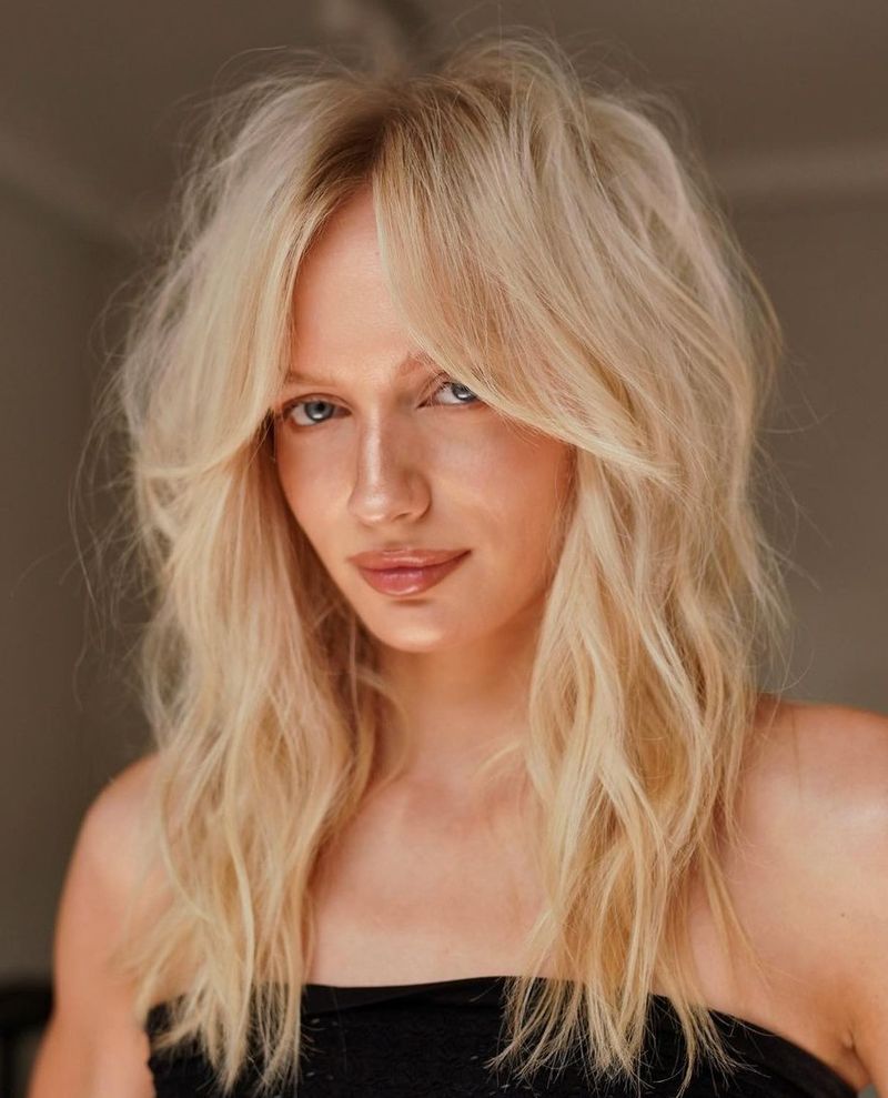 Curtain Bangs with Shaggy Layers
