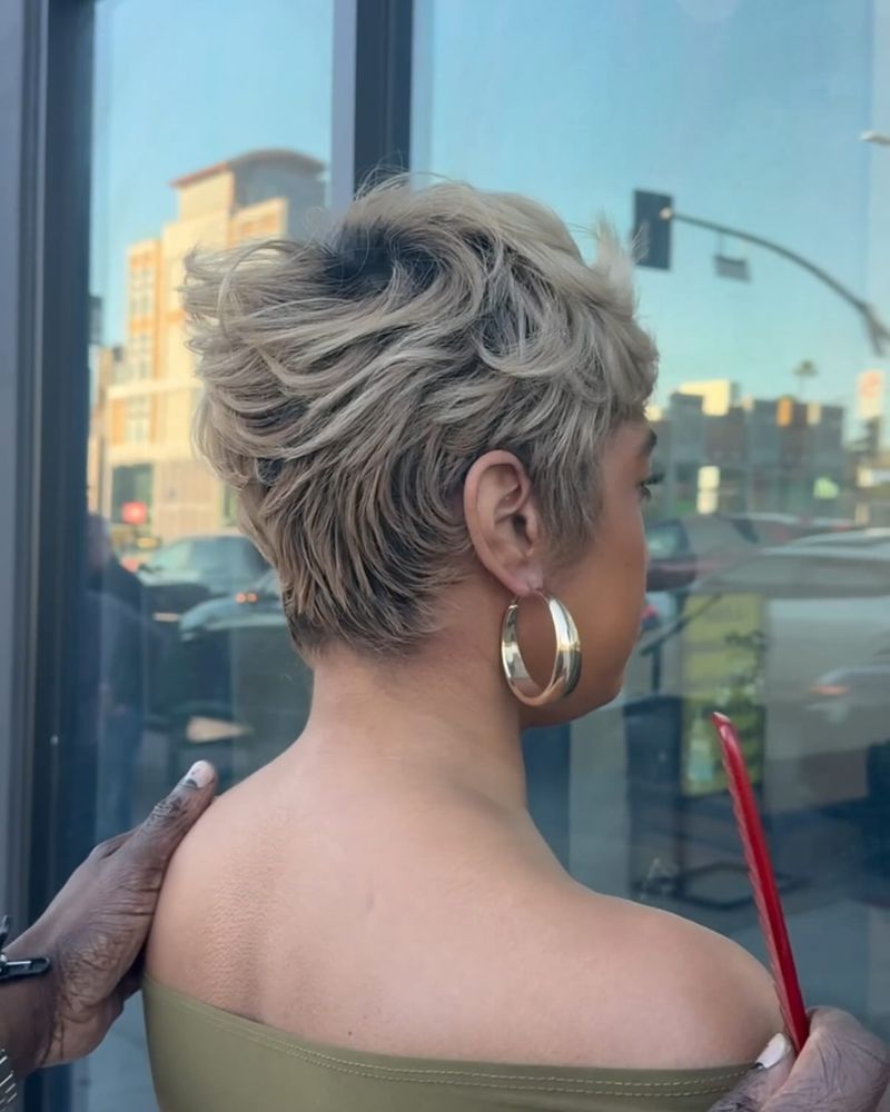 Tapered Nape with Textured Crown