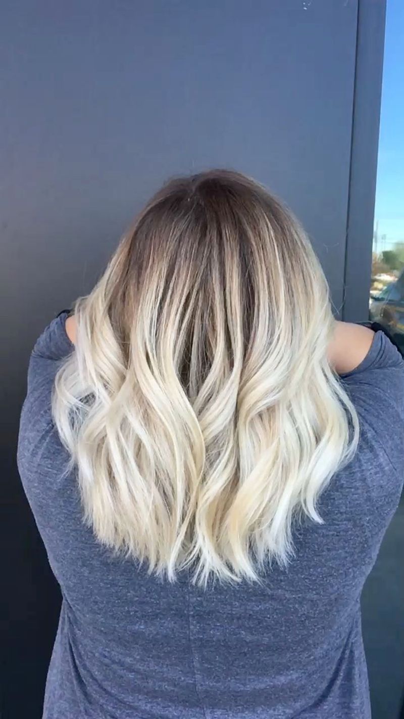 Arctic Ombré Waves