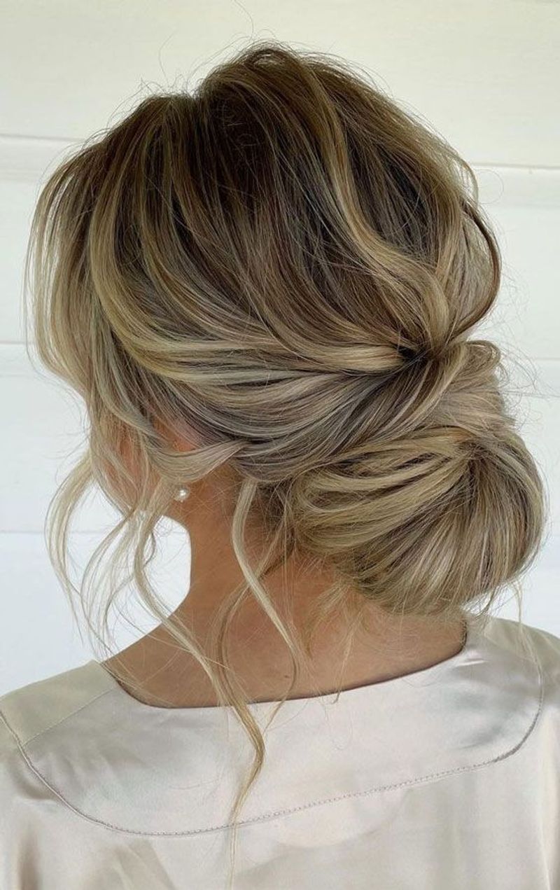 Chignon laterale ritorto
