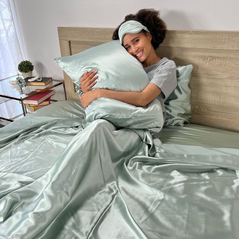 Silk Pillowcase Magic