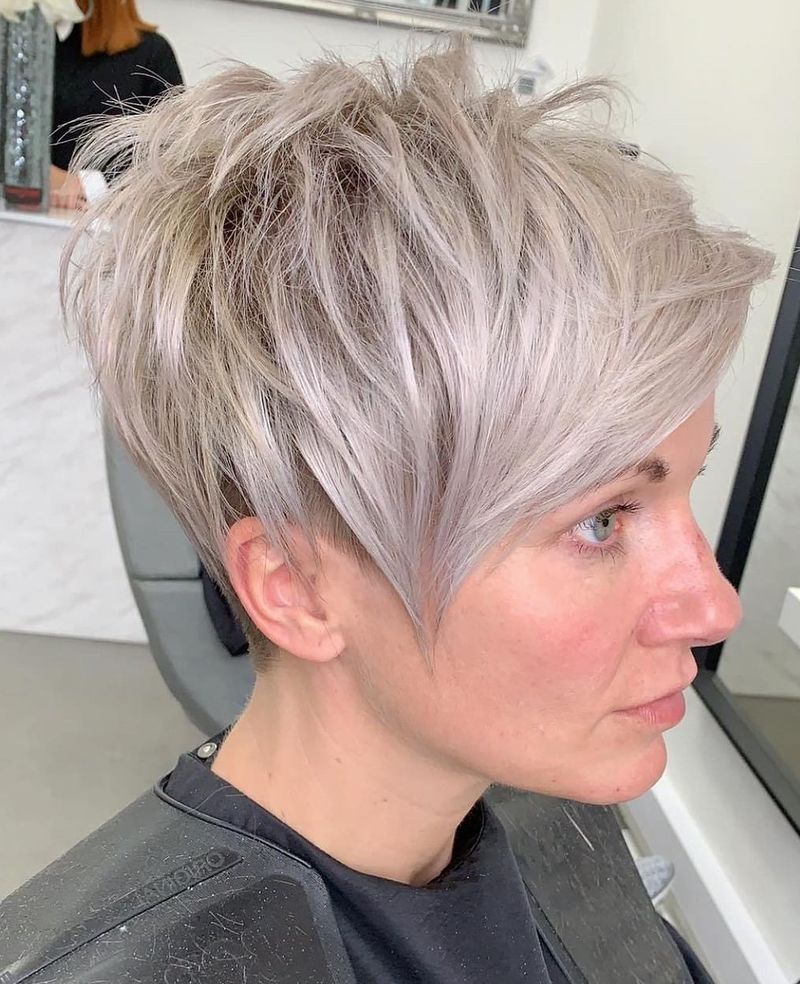 Tapered Crop with Spiky Fringe