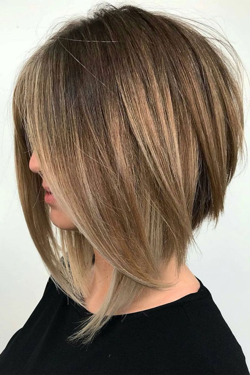 Concave Bob with Elongated Front