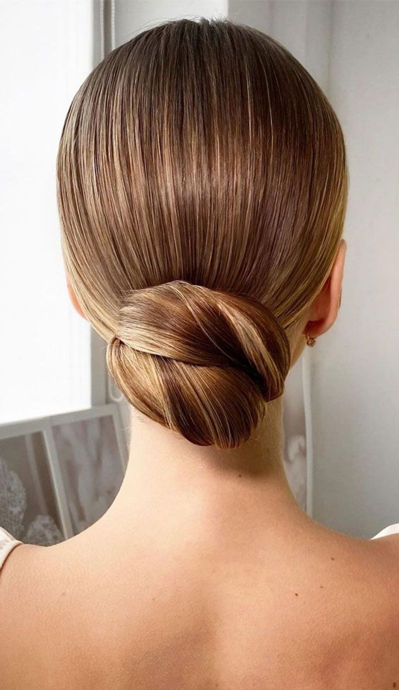 Sleek Low Knot