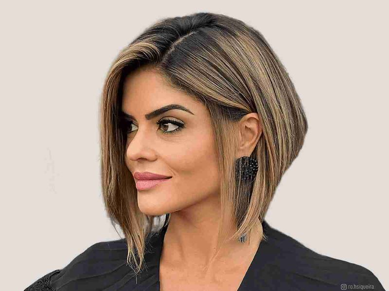 Sleek Angled Lob