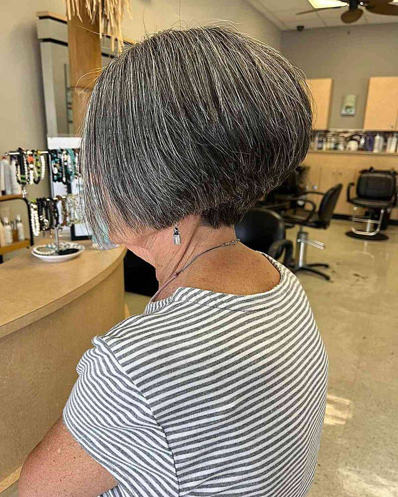 Wedge Cut with Stacked Back