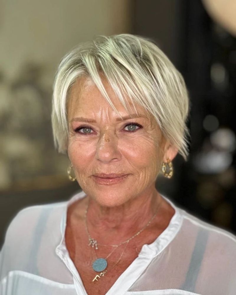 Textured Crop with Side-Swept Length