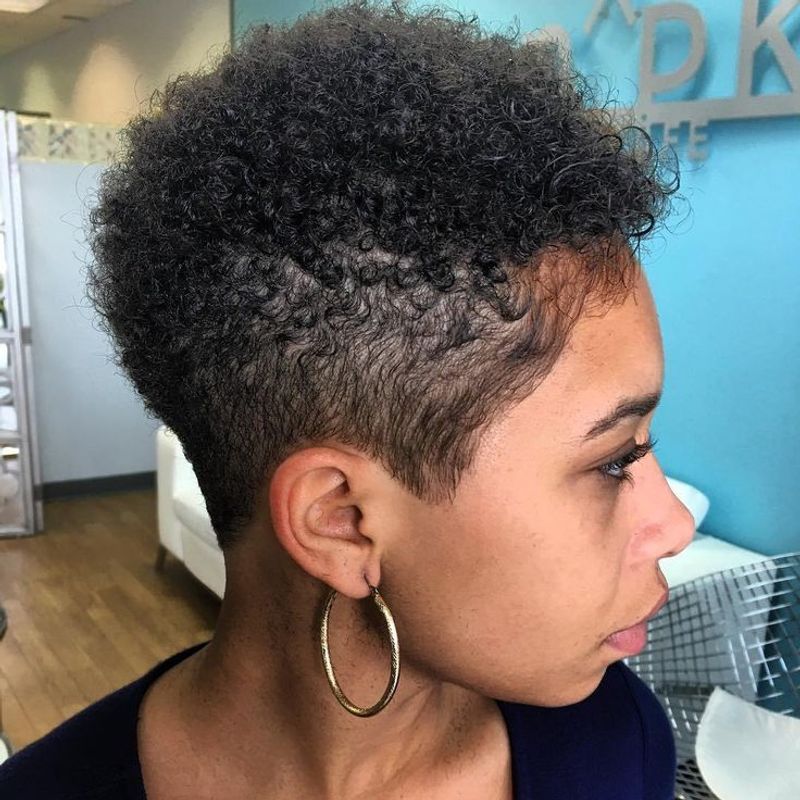 Taps toelopende afro