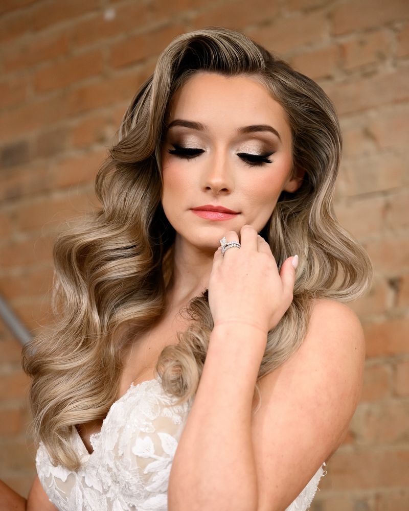 Vintage-Inspired Curls