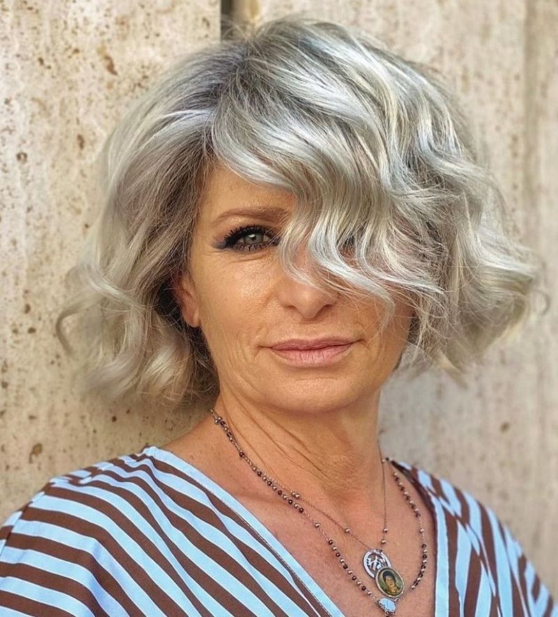 Layered Bob with Curved Fringe