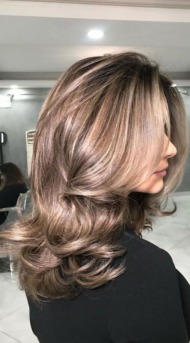 Voluminous Blowout with Rounded Ends