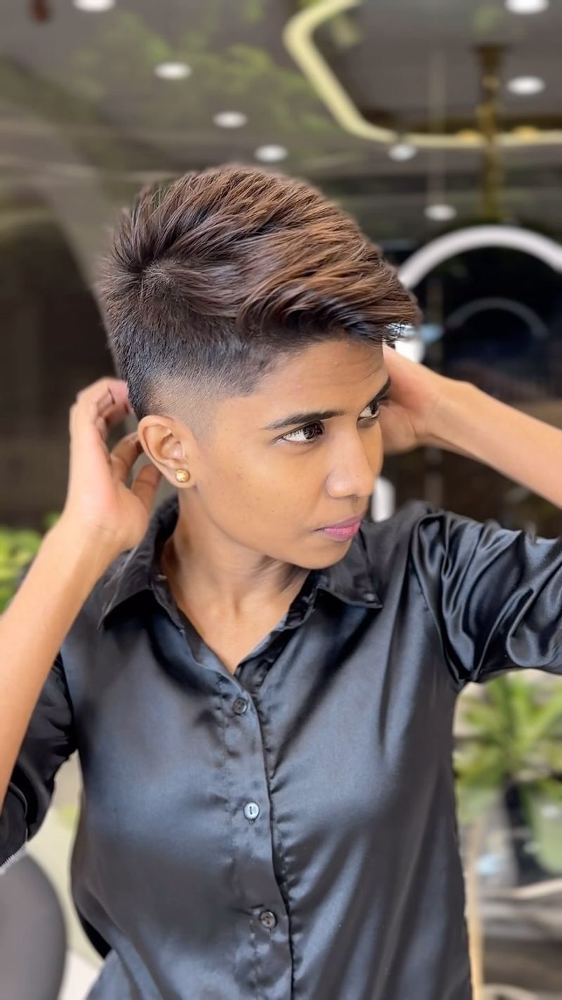 Dramatic Undercut With Long Top Layers