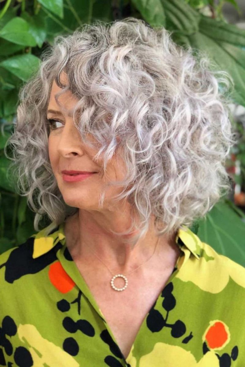 Curly Layered Medium Cut