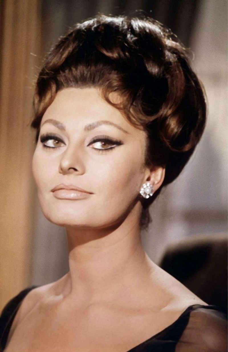 The Italian Film Star Updo