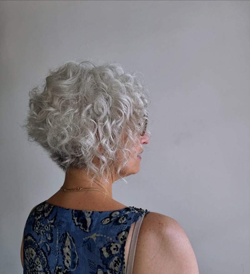 The Chic Curly Crop