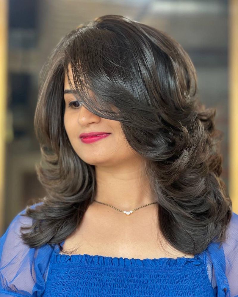 Voluminous Feathered Layers
