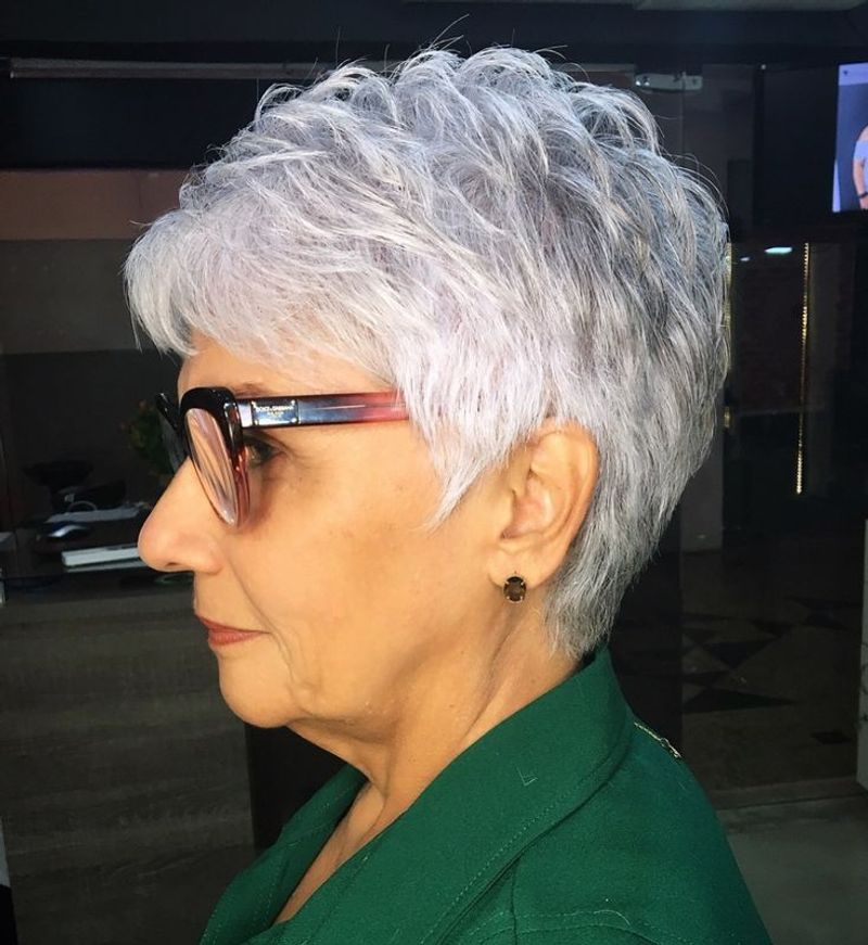 Super-Short Granny Crop