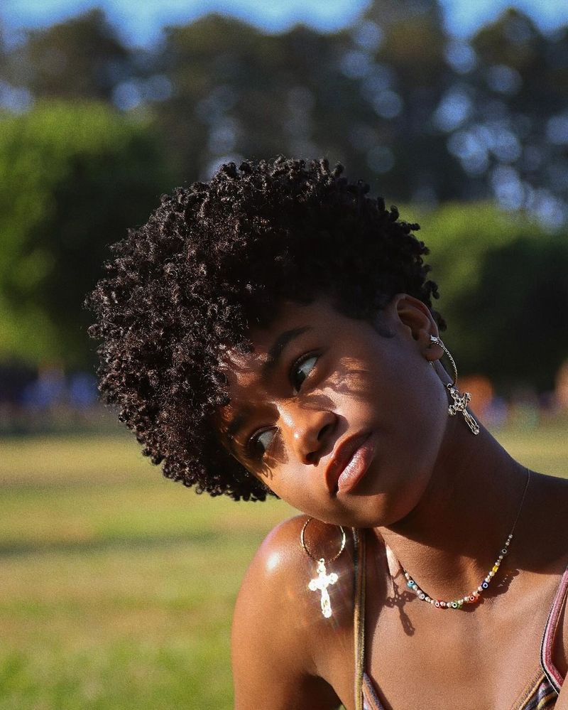 L'afro bouclée