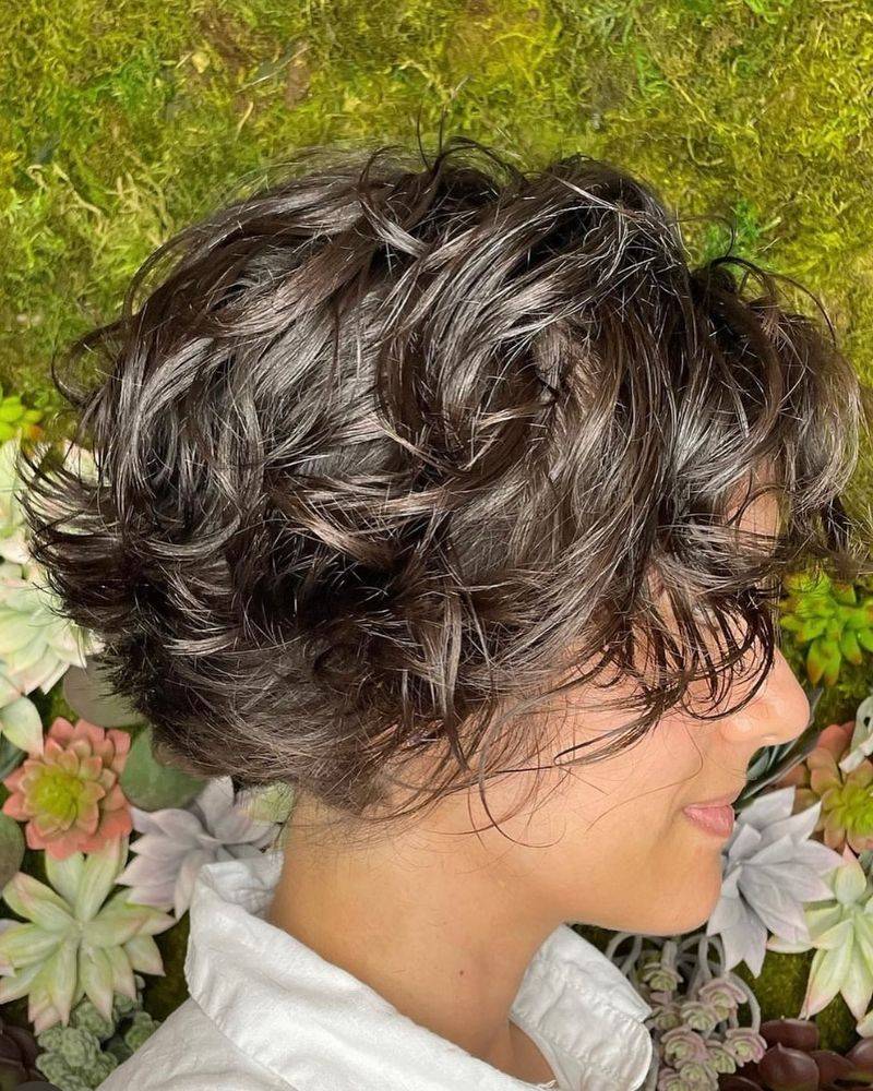 Naturally Wavy Bixie