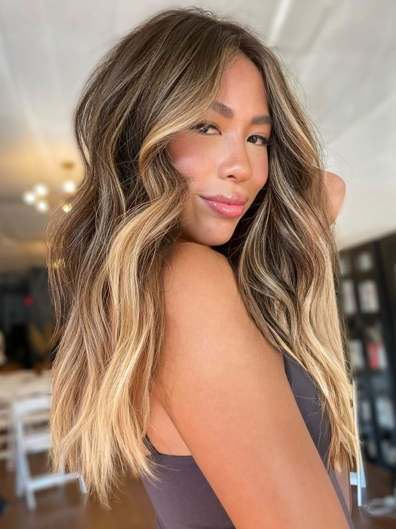 Bright Ends Balayage