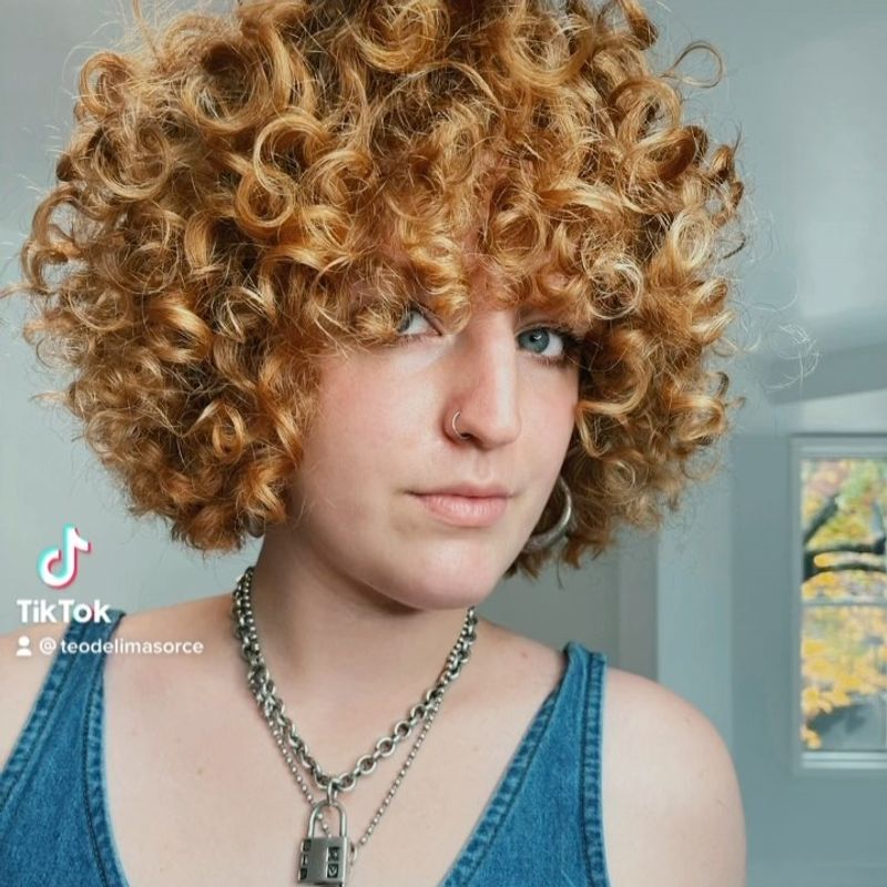 Taglio a ciotola riccio