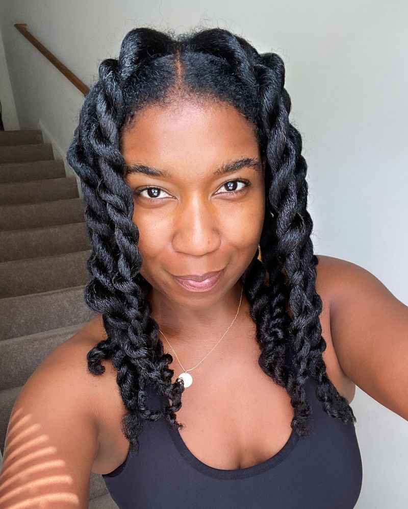 Chunky Twist-Out with Side Part