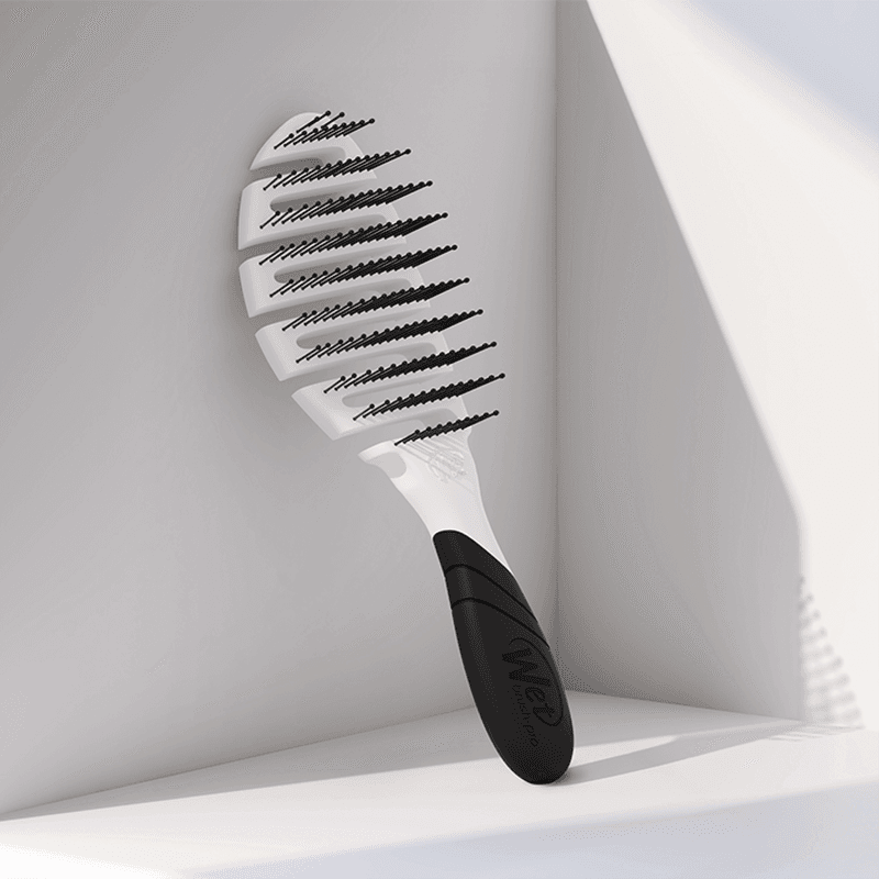 Wet Brush for Post-Shower Care