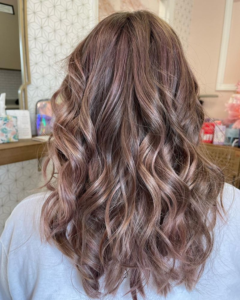Winning Shade: Subtle Rosy Copper