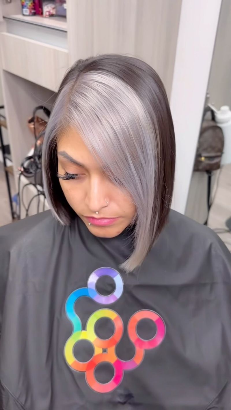 Asymmetrical Bob with Colorful Dimension
