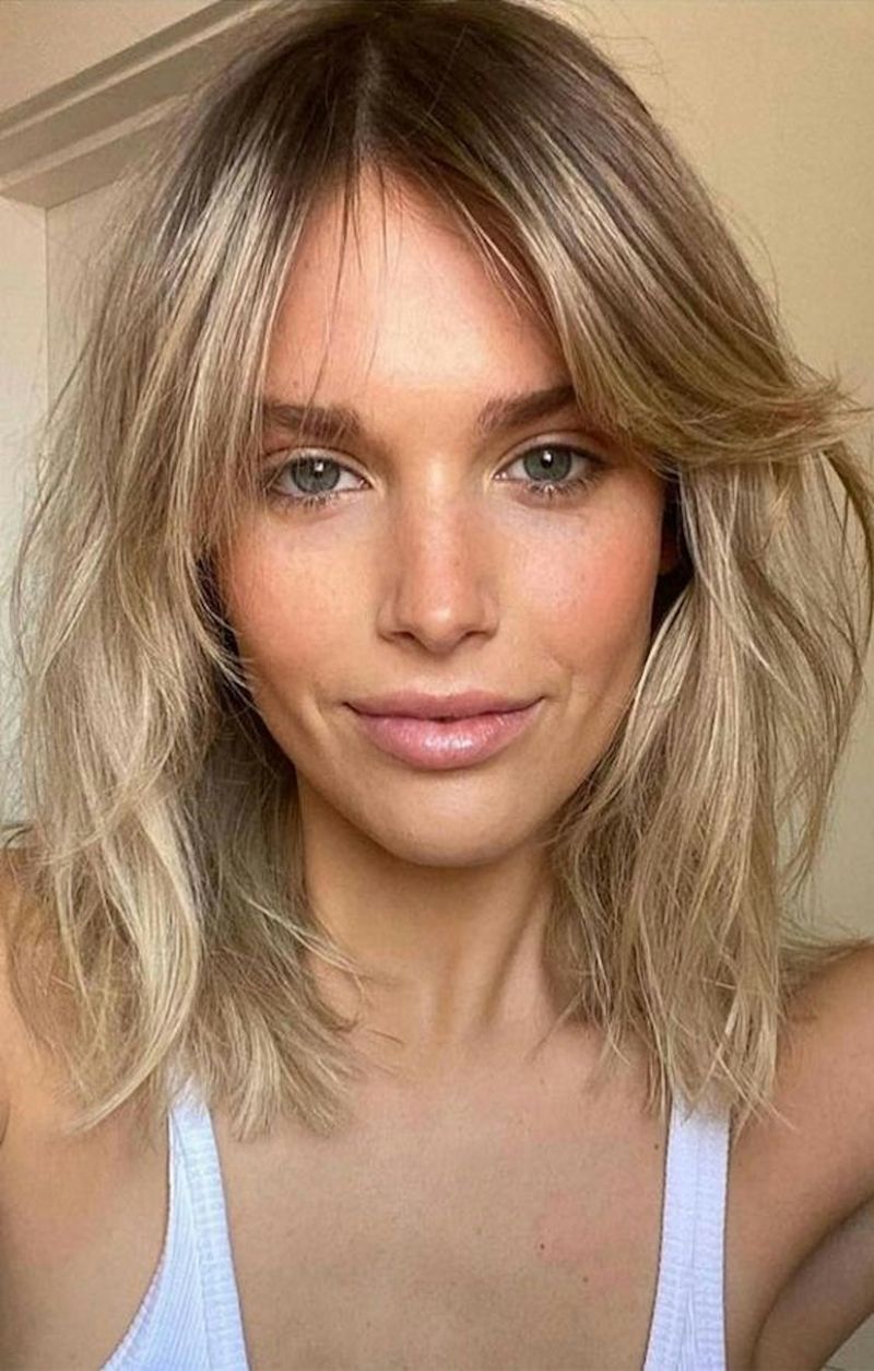 Mid-Length Cut with Invisible Crown Layers