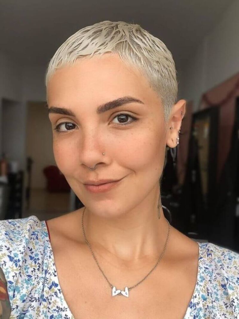 Asymmetrical Buzz