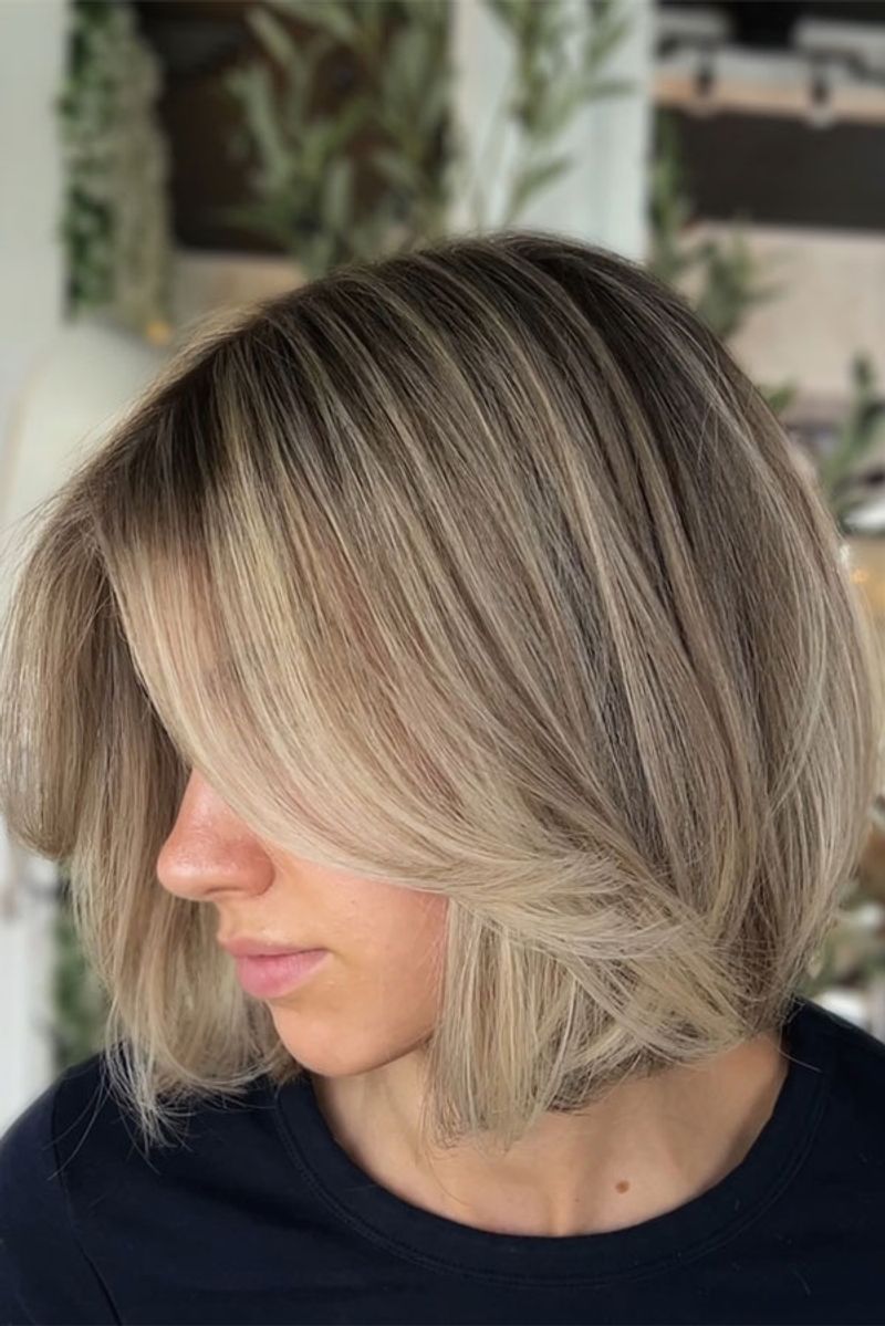 Bouncy Bob with Face-Framing Layers