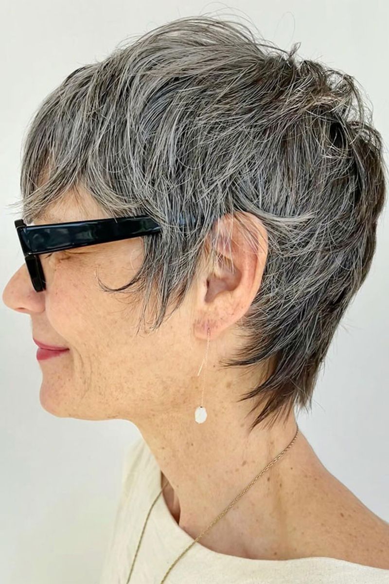 Pixie ondulado con textura