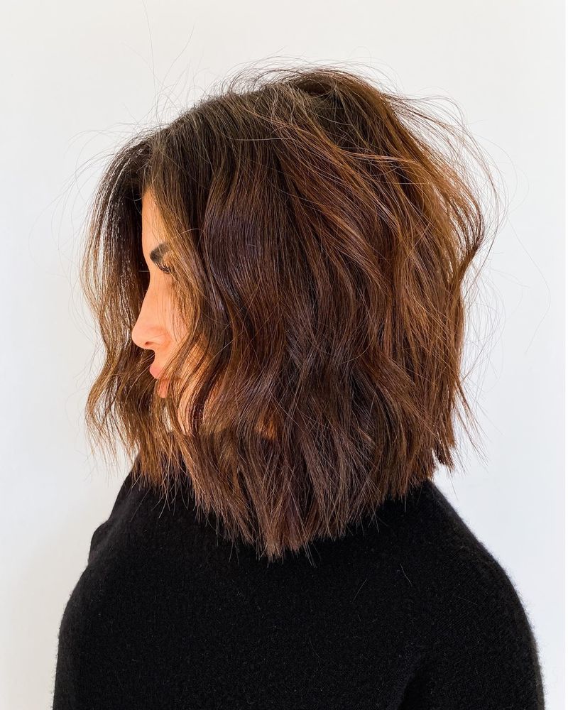 Shoulder-Length Cut with Invisible Layers