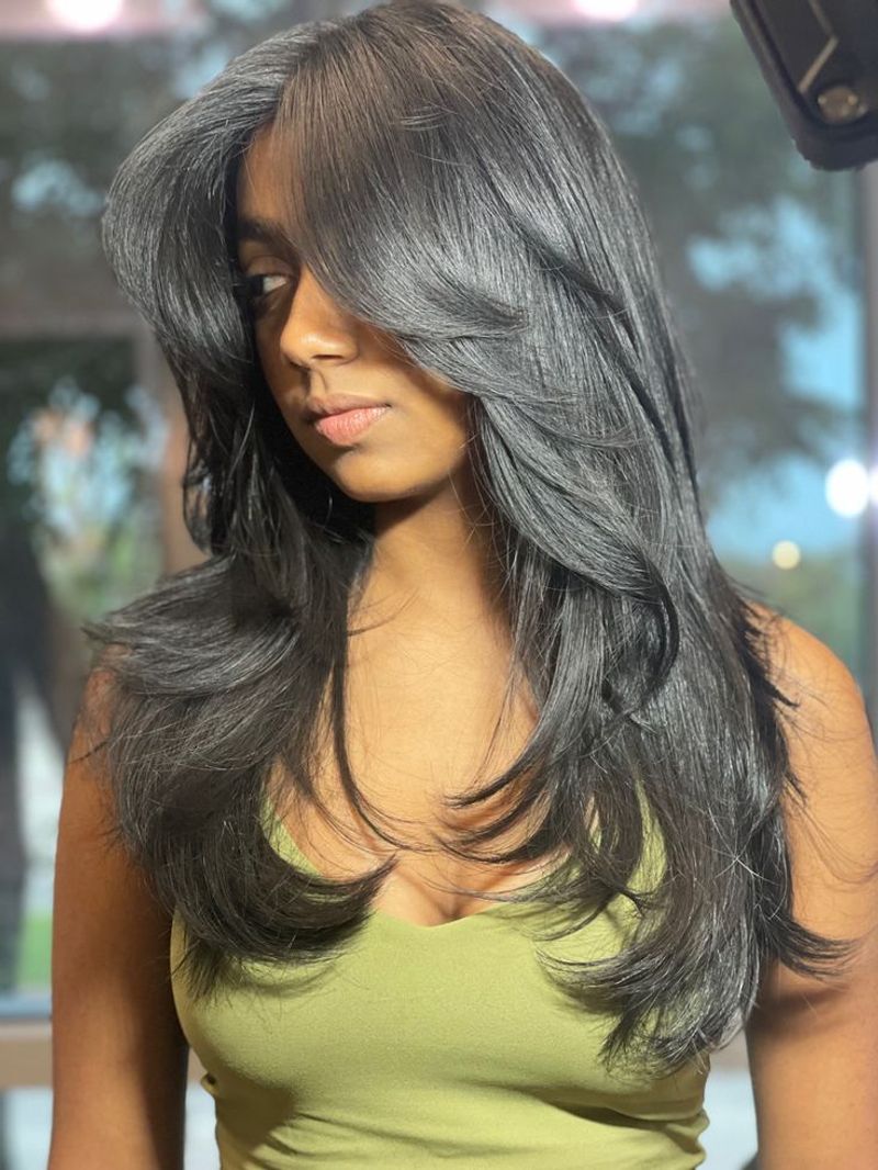 Feathered Layers With Blunt Ends