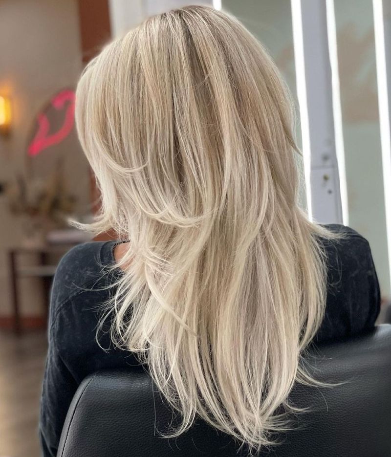 Feathered V-Cut