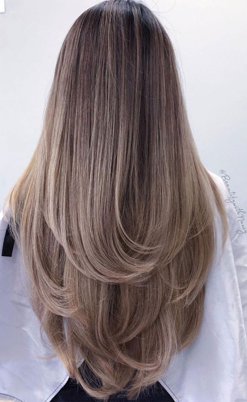 U-Shaped Cut with Long Layers