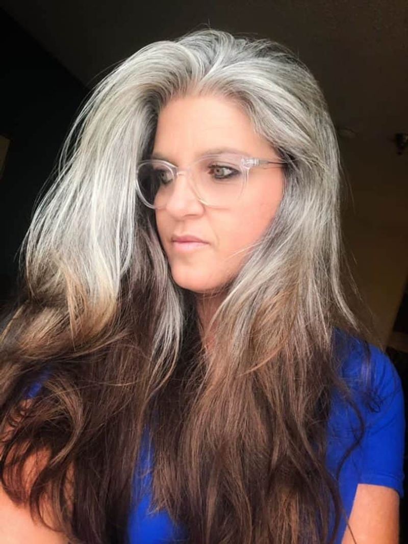 Grown-Out Gray Coverage