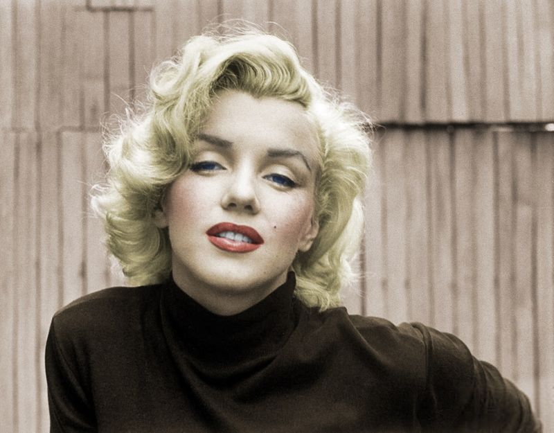 Marilyn Monroe's Platinum Curls