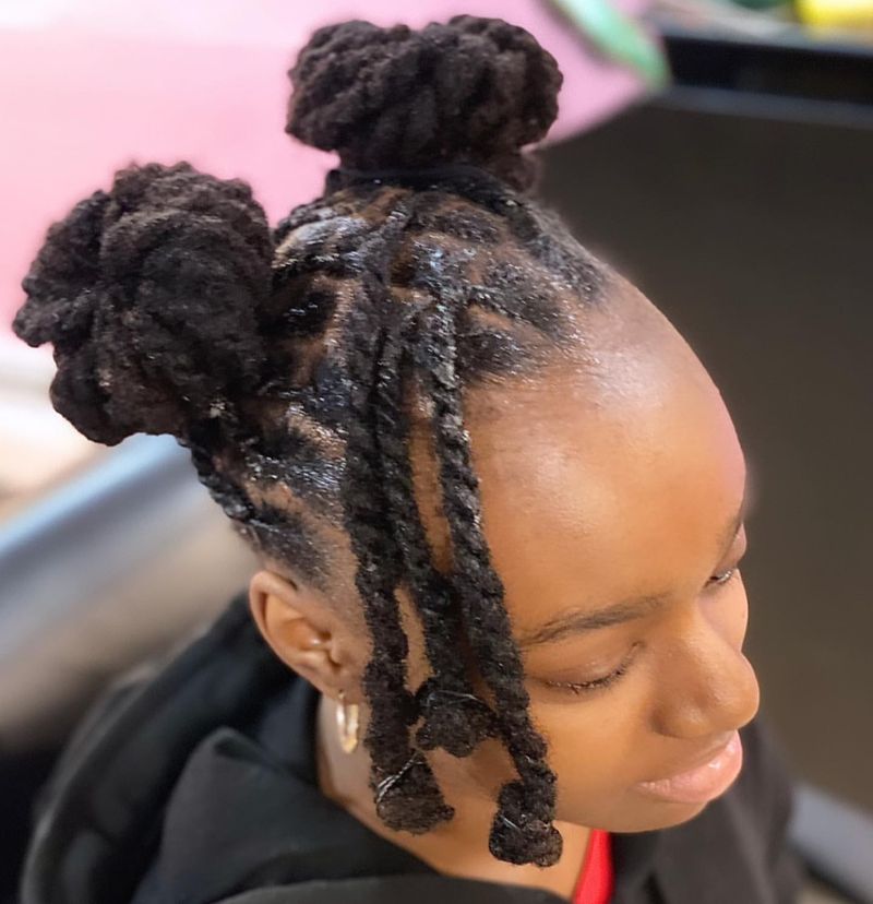 Box Braids met Space Buns