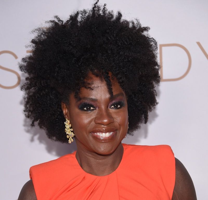 Rounded Afro with Defined Edges