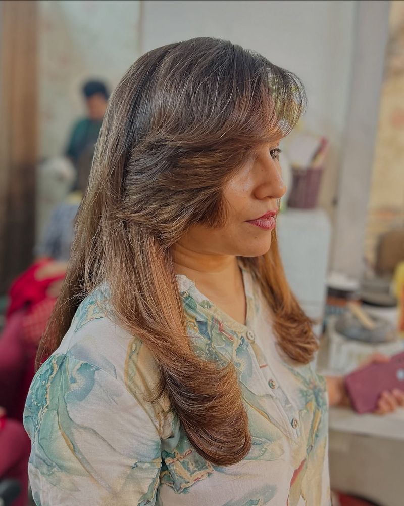 Voluminous Layers with Face-Framing Pieces