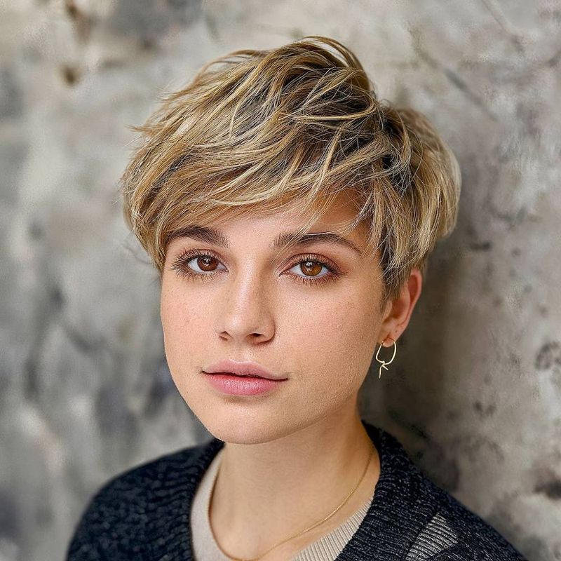Pixie piumato