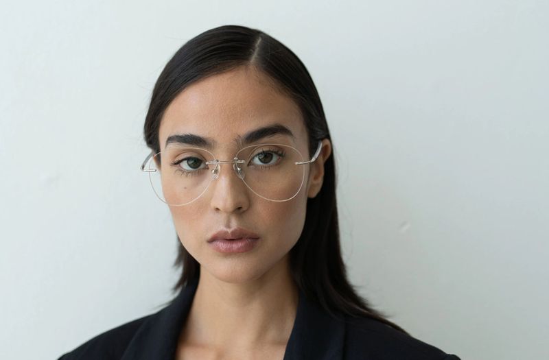 Lightweight Rimless Glasses Maintain Proportion