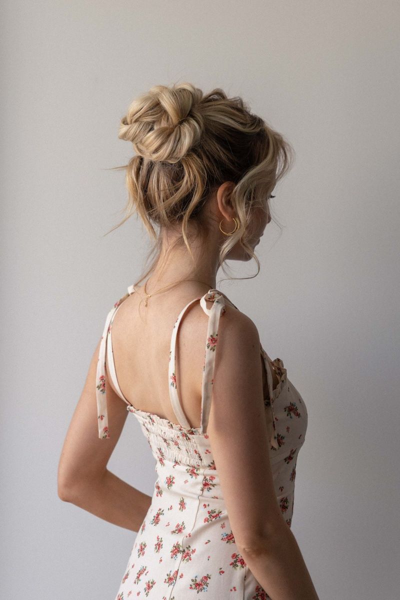 DO: Effortless Messy Bun