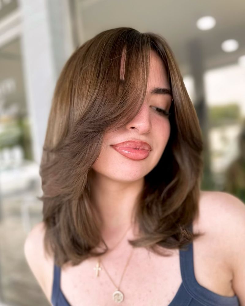 Textured Lob With Face-Framing Pieces