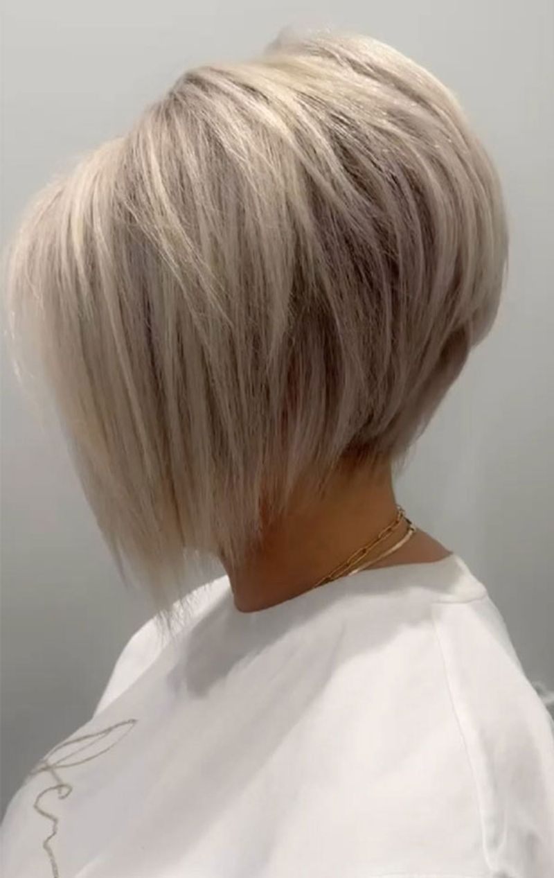 Blunt Cut Stacked Wedge