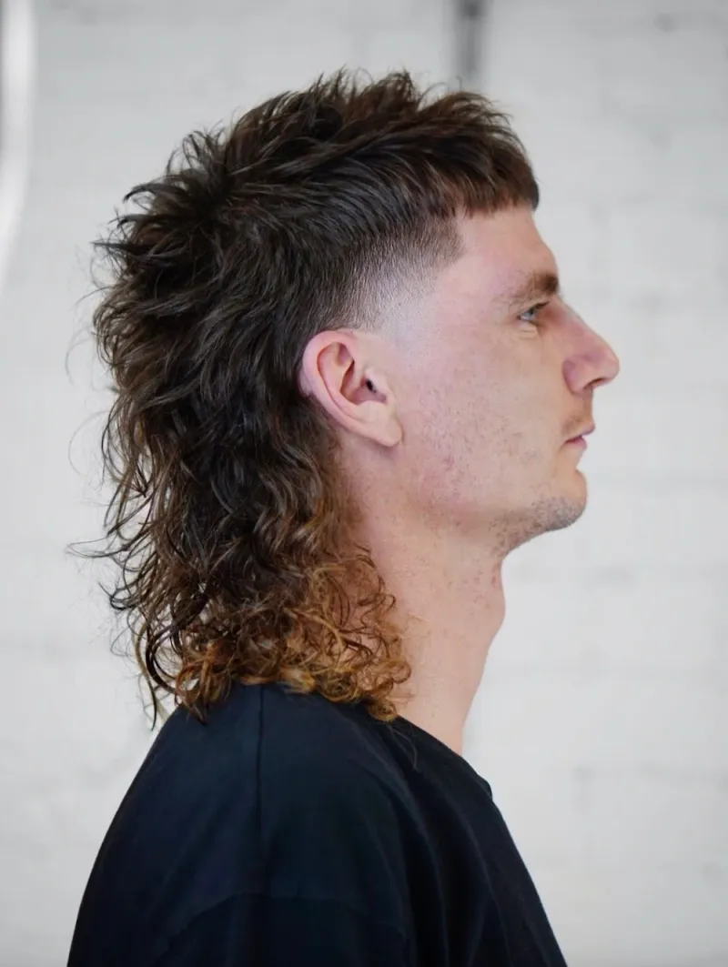 Textured V-Cut Mullet