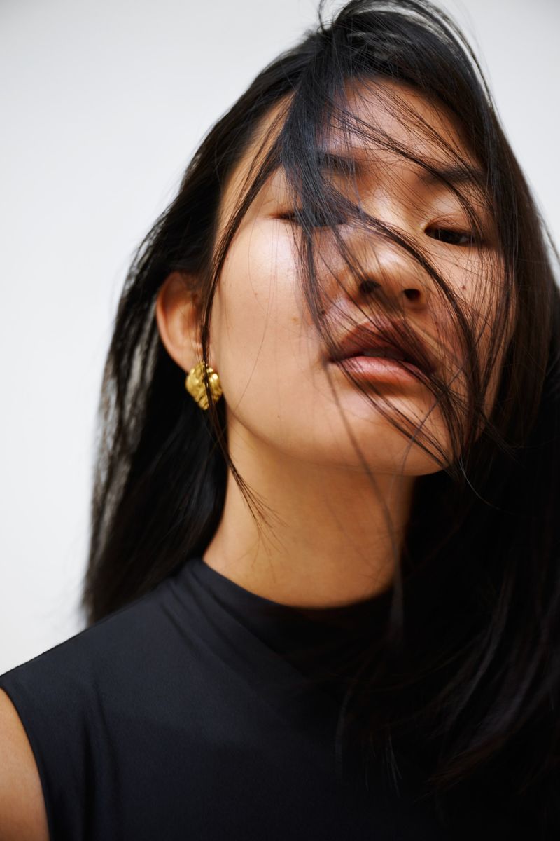 OUT: Sleek Glass Hair