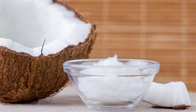 Coconut Oil: The Deep Conditioning Champion